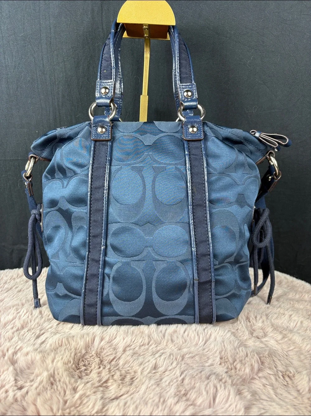 Coach Poppy Signature Sateen Daisy Tote Navy Blue Heart Zipper Charm With Dusty